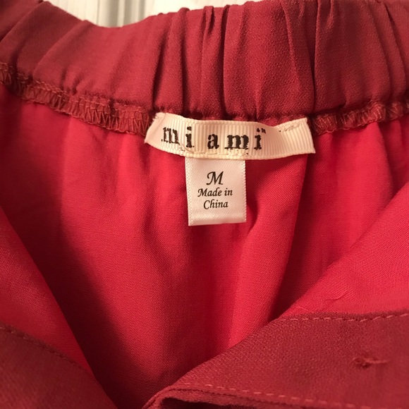 Miami button skirt NWOT medium - Picture 3 of 4